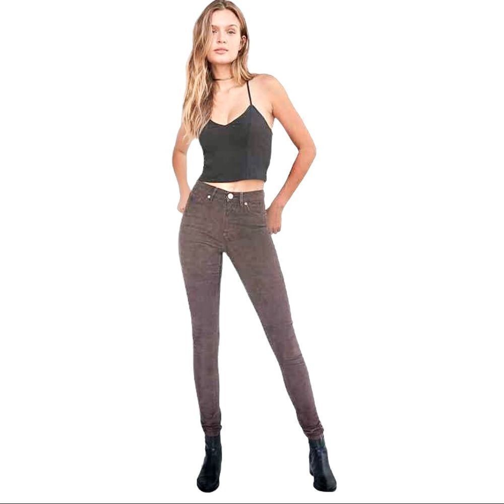 𝅺bdg Twig High Rise Corduroy Skinny Jean in Taupe Brown Size 27